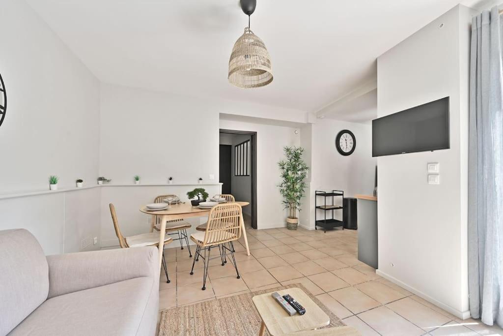 Апартаменти L'Olivier - 2 Terrasses - Clim Ac - Wifi - Proche Theatres Авіньйон Екстер'єр фото