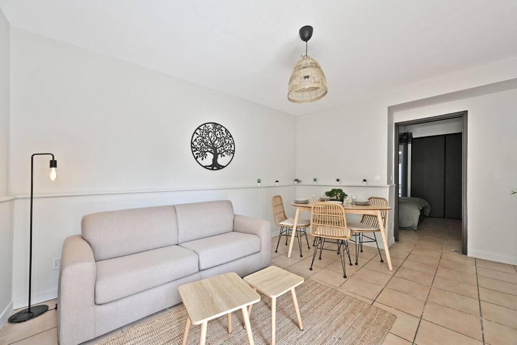 Апартаменти L'Olivier - 2 Terrasses - Clim Ac - Wifi - Proche Theatres Авіньйон Екстер'єр фото
