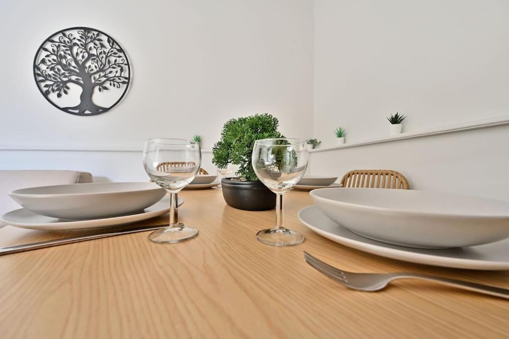 Апартаменти L'Olivier - 2 Terrasses - Clim Ac - Wifi - Proche Theatres Авіньйон Екстер'єр фото